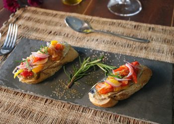 Tiborna de Sardinha Festival Gastronômico Esquina do Mundo