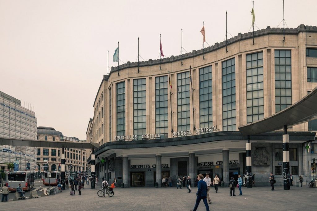 Estação central conecta Bruxelas
