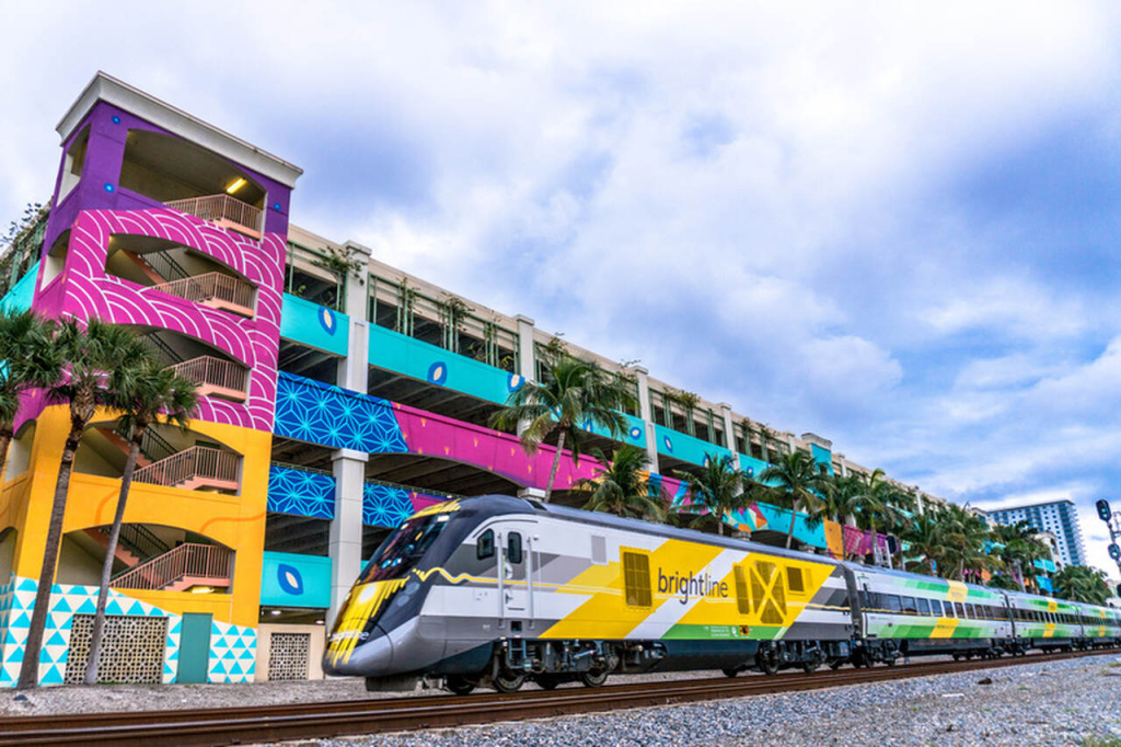 Trem do Brightline em Palm Beach